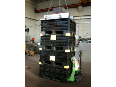 Contentor Modularbox sendo Testado com 1,6 TON.