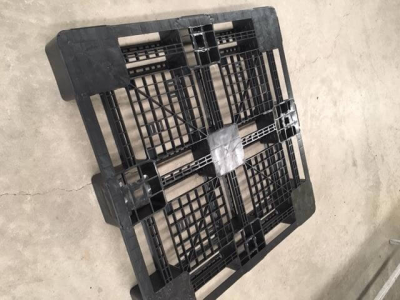 Pallet one way 110 x 110